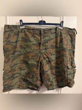 George Men's Camo Cargo Shorts - Green & Brown